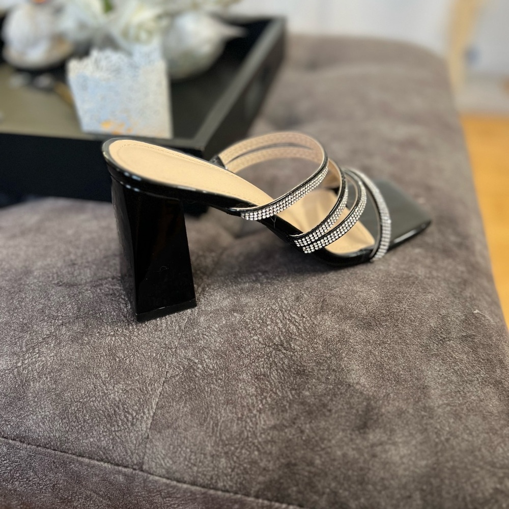 Brand New Rhinestone Block Heel Sandals – Never Worn